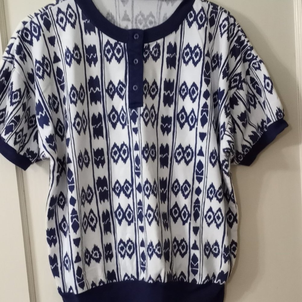 Vintage 1980's Top by Goola Gong. Size L